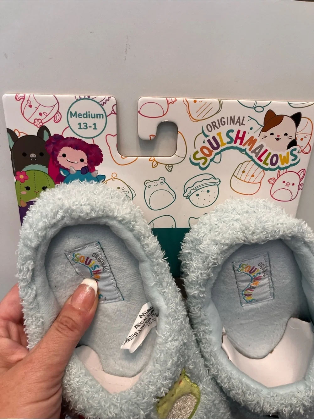 Squishmallows Fuzzy Blue Slip-On Slippers Medium 13-1 Animals Cat Kola Frog Bee